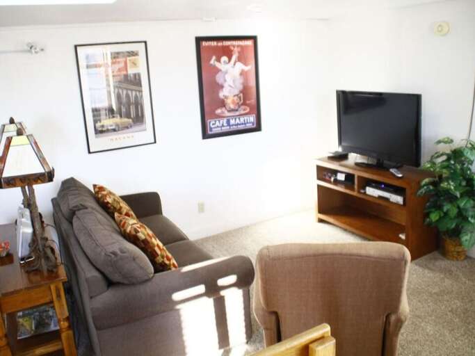 Catch up on your favorite show | Sleeper sofa | Main Level Catch up on your favorite show | Sleeper sofa | Main Level