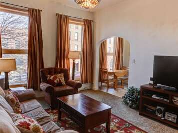 Enjoy the gorgeous natural light | Main Level Enjoy the gorgeous natural light | Main Level