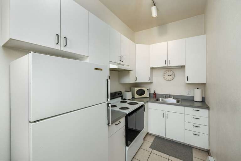 Kitchen | Main Level