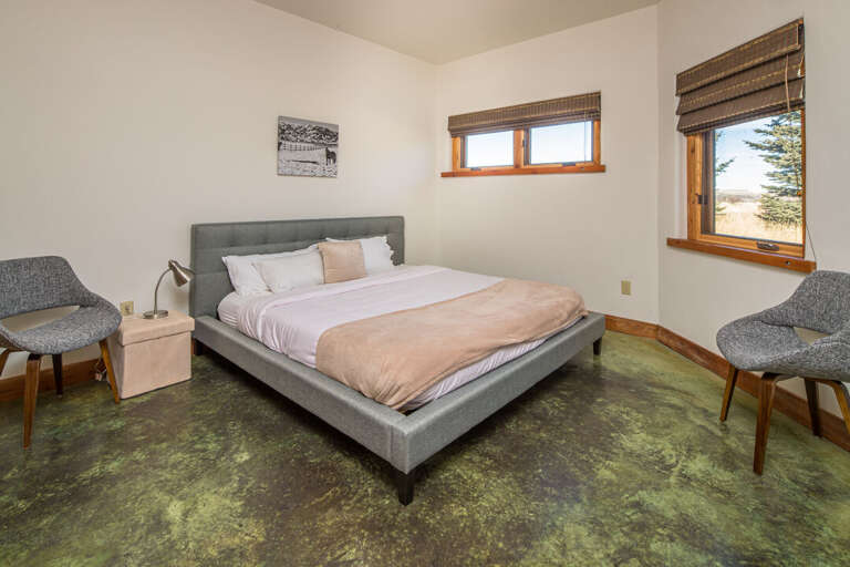 Have a good night's sleep | King-Sized Bed | Main Level Have a good night's sleep | King-Sized Bed | Main Level