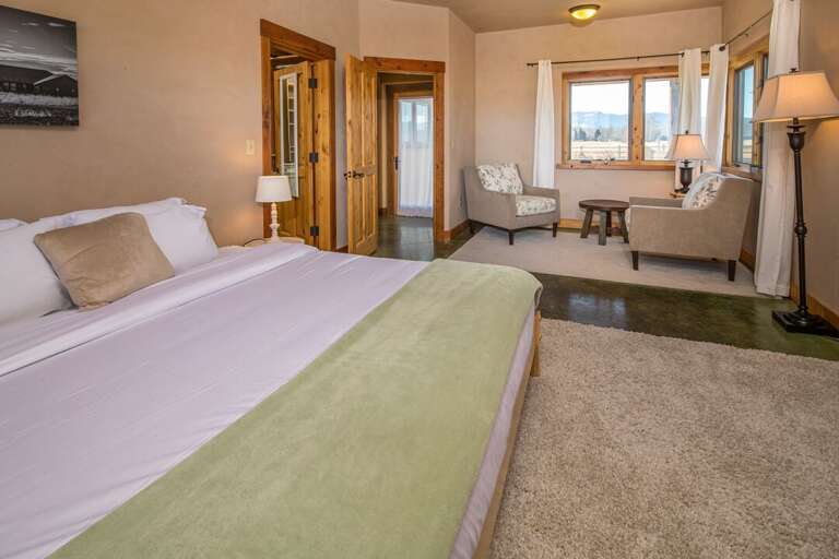 Read a book in the sitting area | King-Sized Bed | Main Level Read a book in the sitting area | King-Sized Bed | Main Level