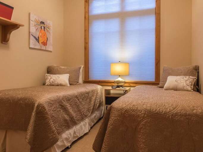 2 Twin Beds 2 Twin Beds