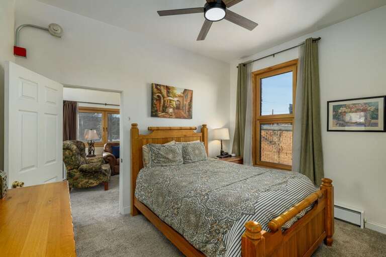 Get a good night's sleep | Queen-Sized Bed | Main Level