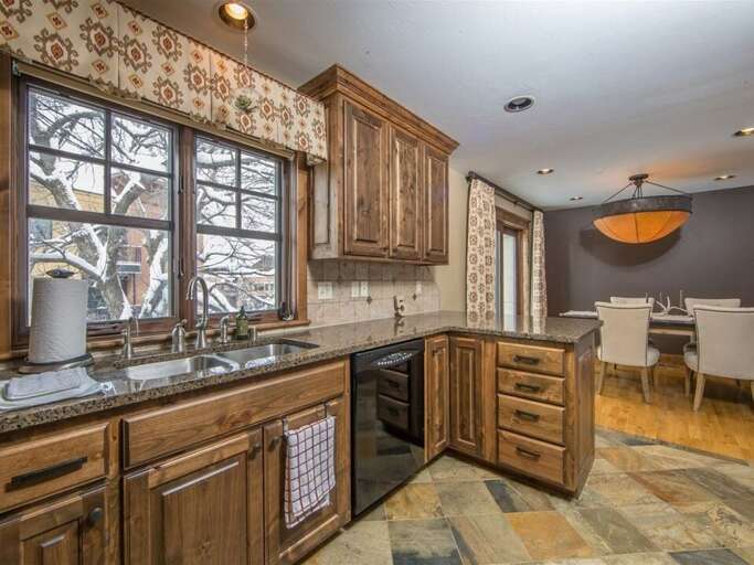 Cook your favorite meal | Main Level Cook your favorite meal | Main Level