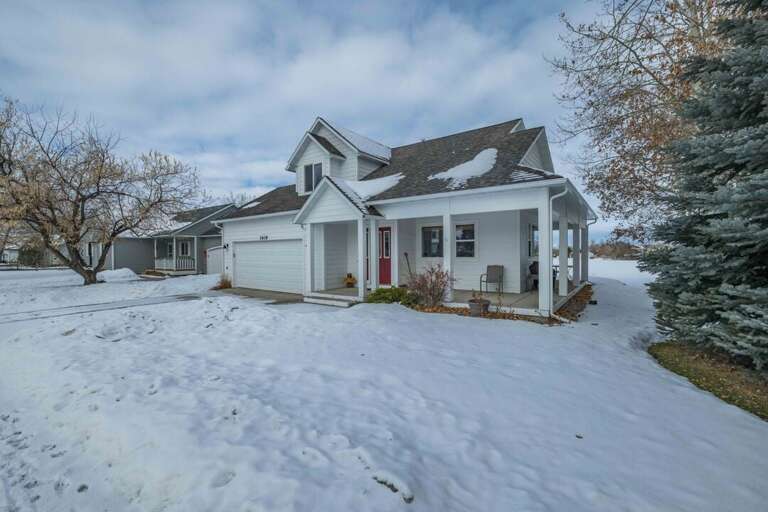 Love the wrap around patio!