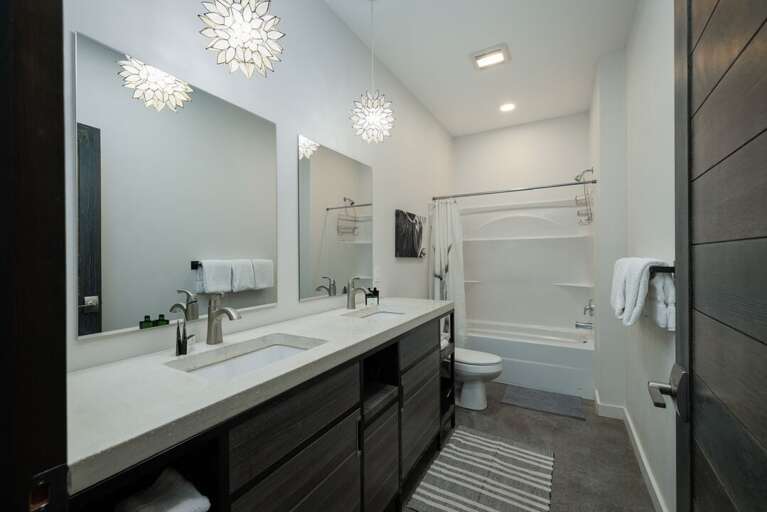 Bathroom | Main Level Bathroom | Main Level