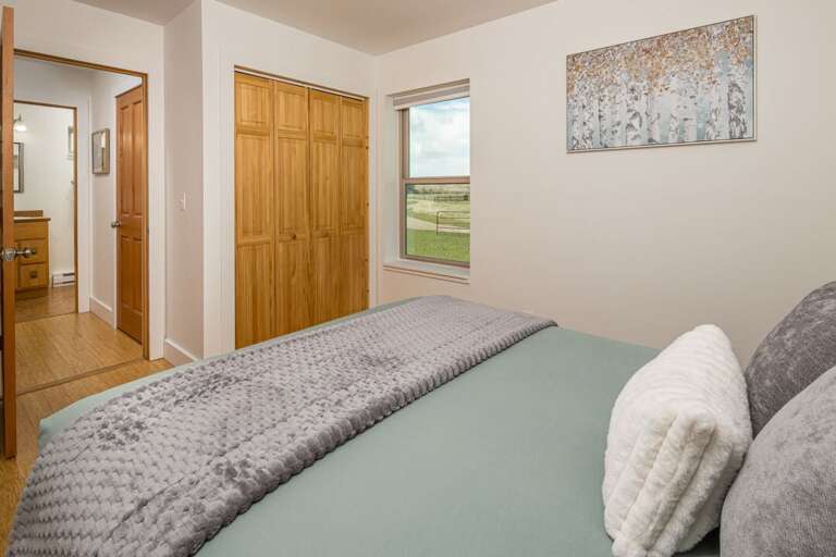 Peaceful setting for an afternoon nap | Main Level Peaceful setting for an afternoon nap | Main Level