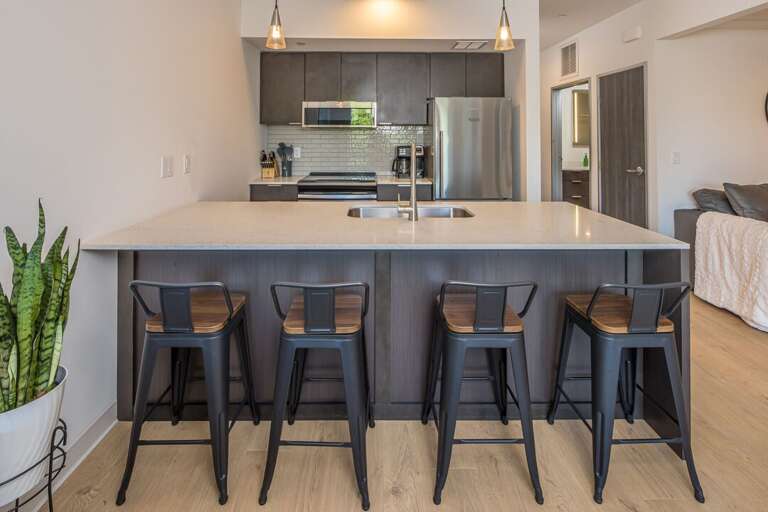 Serve up a scrumptious meal | Main Level Serve up a scrumptious meal | Main Level