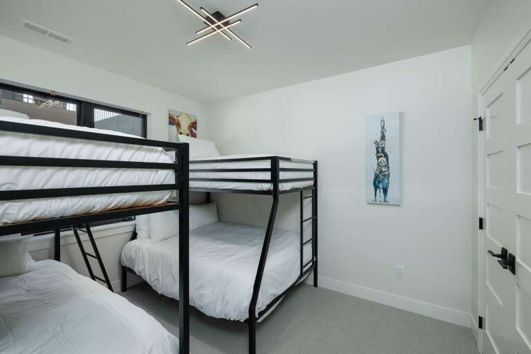 Fun bunk room! Fun bunk room!