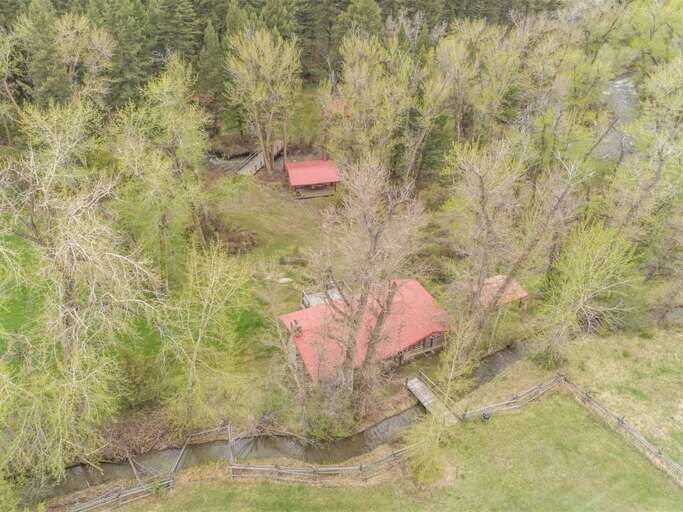 There's so much to explore | Exterior