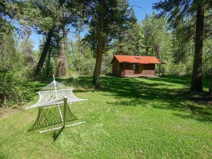 Relax in the hammock | exterior