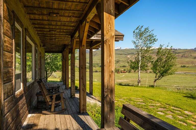 Front porch perfect for enjoying the mountain air | Exterior Front porch perfect for enjoying the mountain air | Exterior