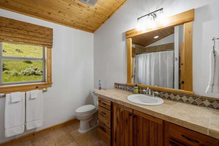 Lots of counter space | Upper Level