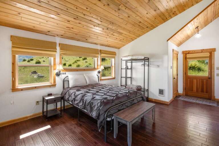 Open space bedroom | Guest Suite | Upper Level Open space bedroom | Guest Suite | Upper Level
