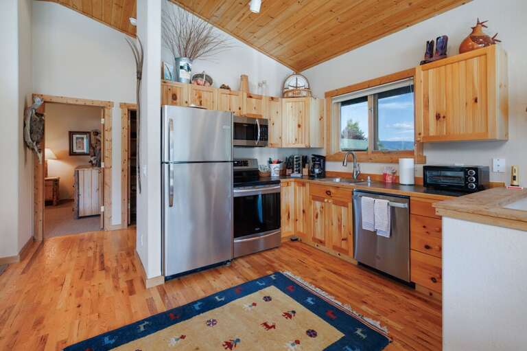 Cook you favorite meal in this updated kitchen | Main Level