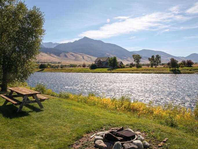 Roast some marshmallows | Exterior