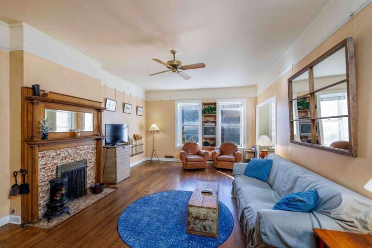 Enjoy the beautiful natural light | Main Level Enjoy the beautiful natural light | Main Level