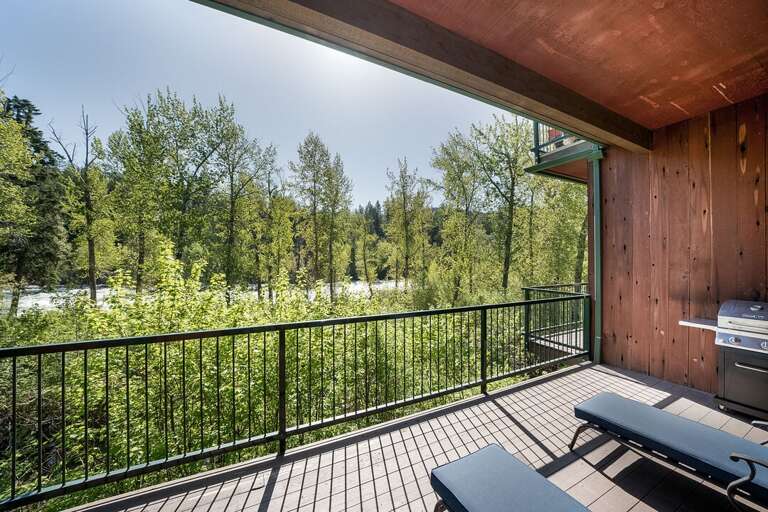 Enjoy the beautiful view from the deck| Main Level