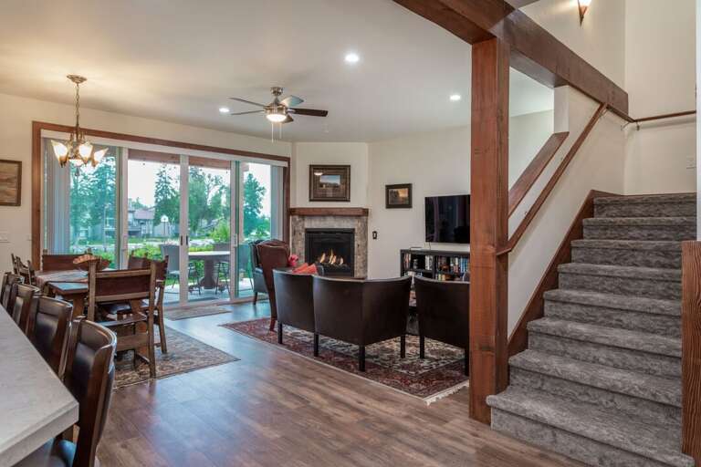 Great, open floor plan! Great, open floor plan!