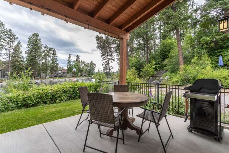 Patio dining available in the summertime! Patio dining available in the summertime!