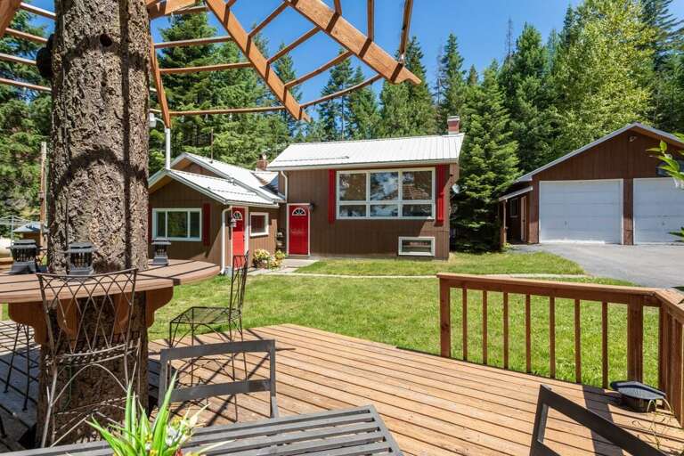 Sit on the deck | Exterior Sit on the deck | Exterior