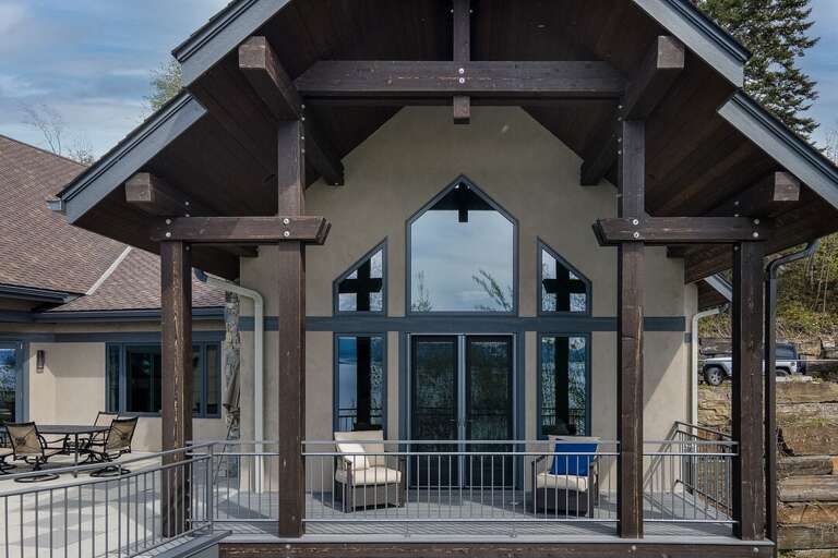 Gorgeous outdoor patio!