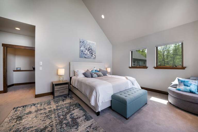Master Bedroom 1 is located on the main level with access to the patio! Walk in closet & private ensuite! | King Bed