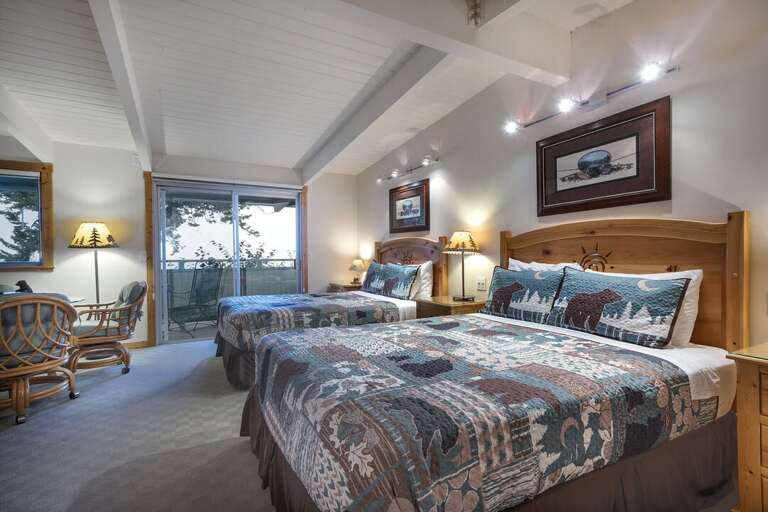 Two Queen-sized beds Two Queen-sized beds