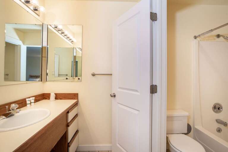 Enjoy the convenience of the ensuite bathroom | Main Level Enjoy the convenience of the ensuite bathroom | Main Level