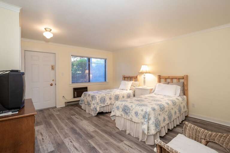 Kids will love having their own room | Two Twin Beds | Main Level Kids will love having their own room | Two Twin Beds | Main Level