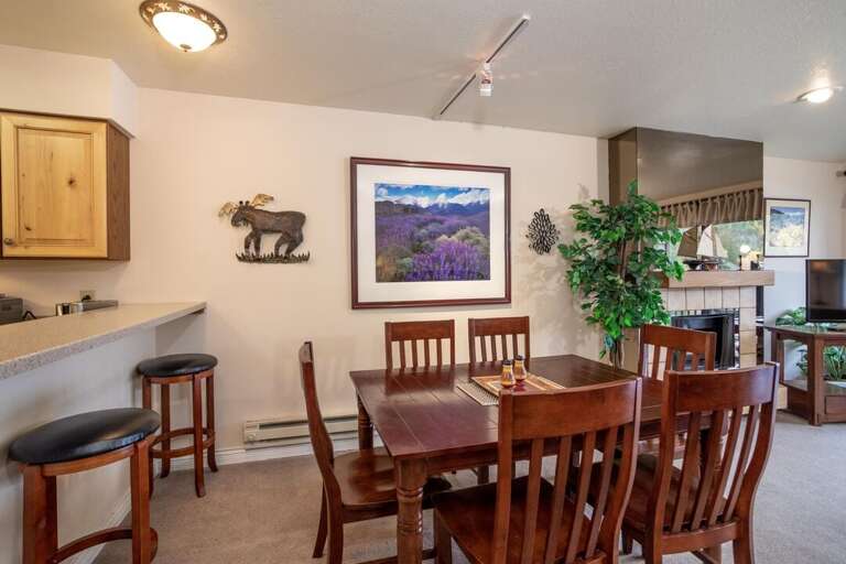 Gather round | Main Level