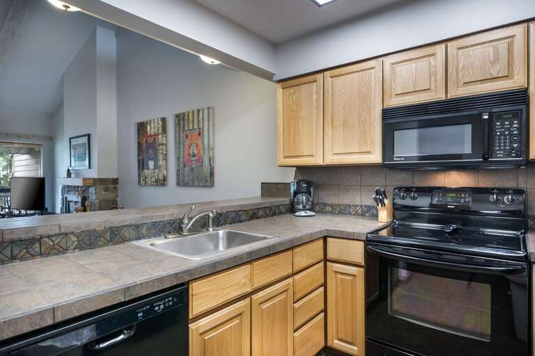 Cook a delicious meal | Main Level