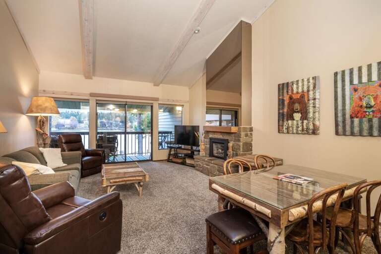 Gather round the table | Main Level