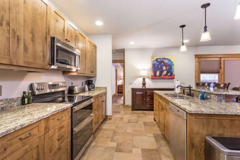 So much space to cook a wonderful meal. So much space to cook a wonderful meal.