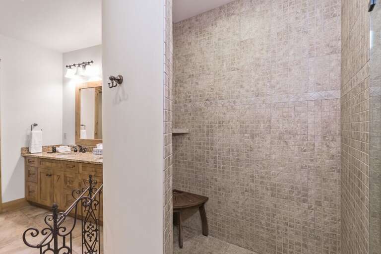 Stand up shower in the master. Stand up shower in the master.