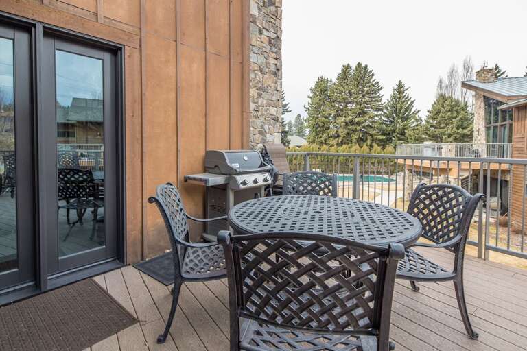 Grill out in the summer | Exterior Grill out in the summer | Exterior