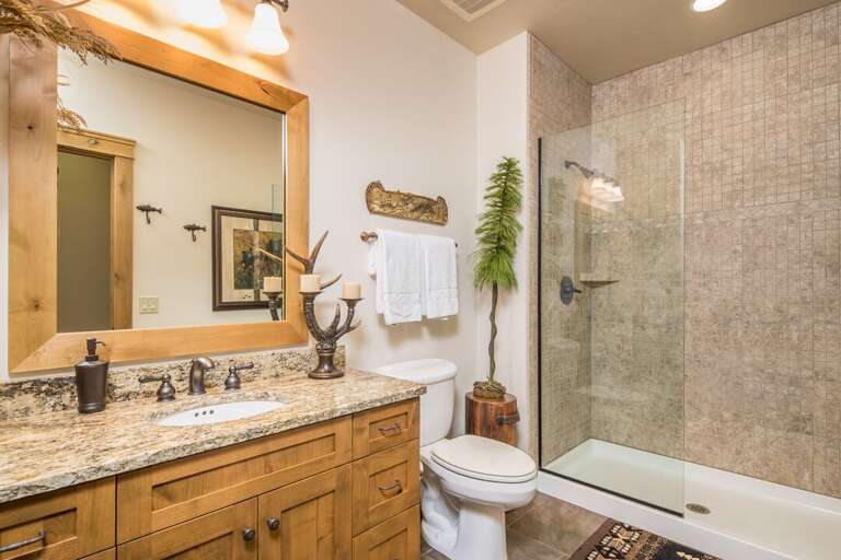 Get ready for the day | Main Level Get ready for the day | Main Level