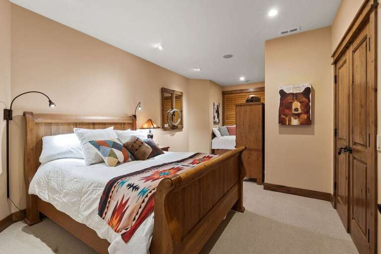 Plenty of room for everyone | Main Level Plenty of room for everyone | Main Level