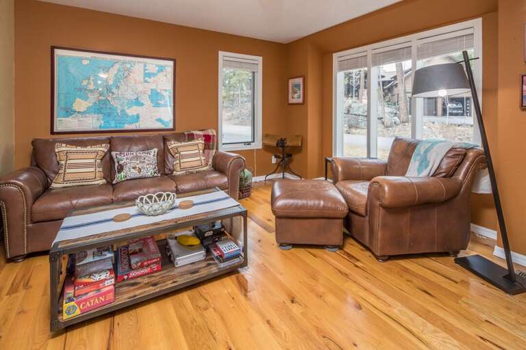 Sit and chat | Main Level Sit and chat | Main Level