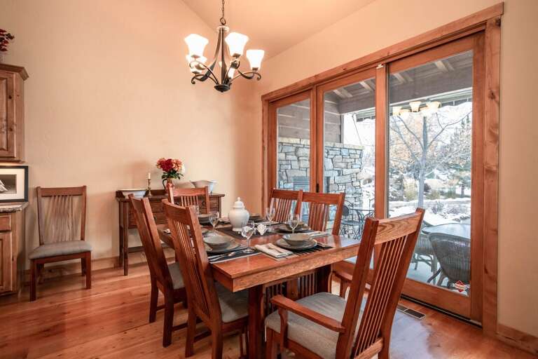 Gather round | Main Level