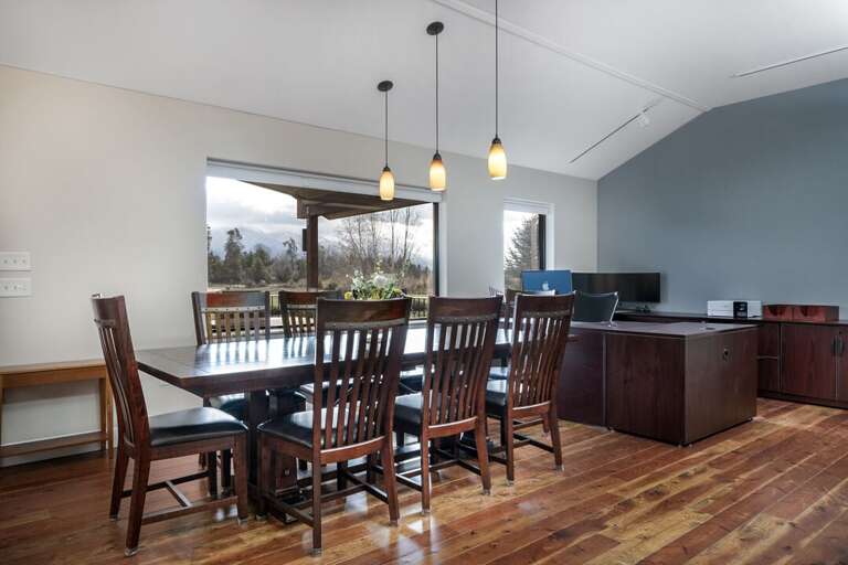 Incredible views while enjoying company