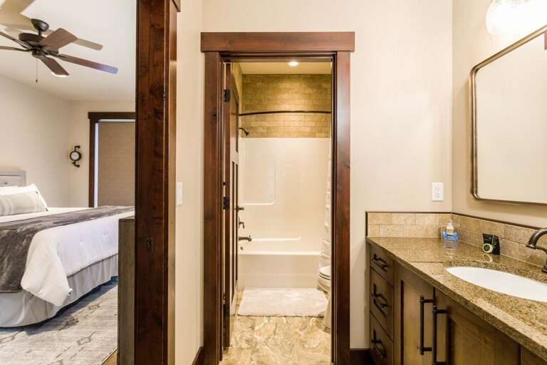 Convenient ensuite bathroom | Lower Level