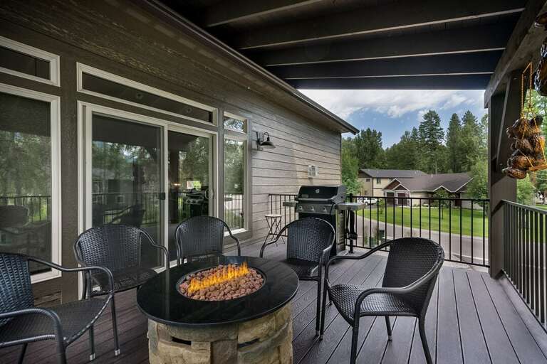 Relax by the fire | Exterior Relax by the fire | Exterior