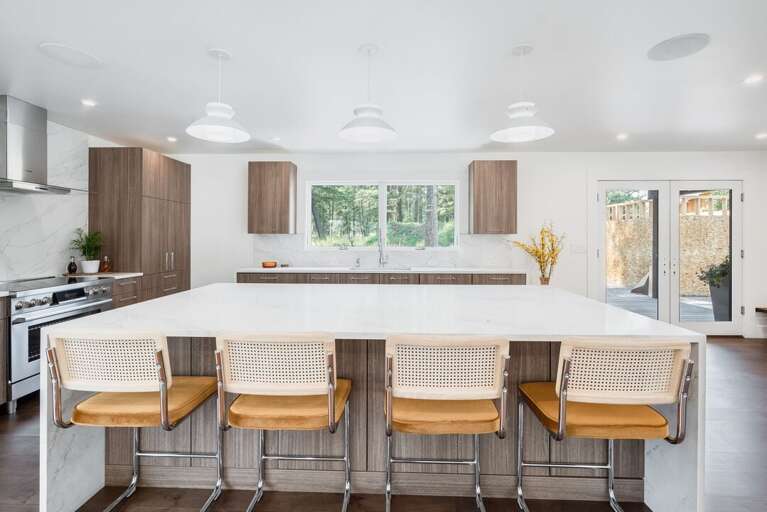 Bar Seating for Four People | Main Level Bar Seating for Four People | Main Level