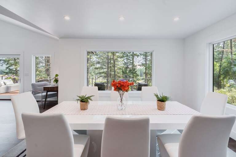 Dining Room Table Seating for Eight People | Main Level Dining Room Table Seating for Eight People | Main Level