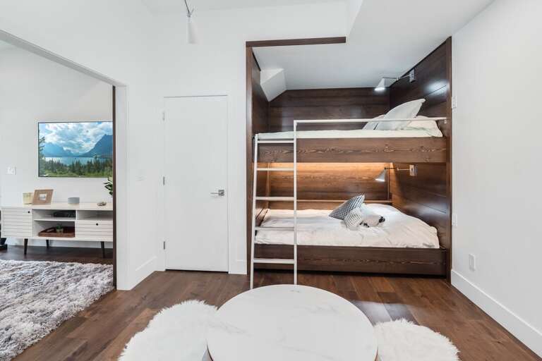 Perfect for the Kids to Share | Lower Level Perfect for the Kids to Share | Lower Level