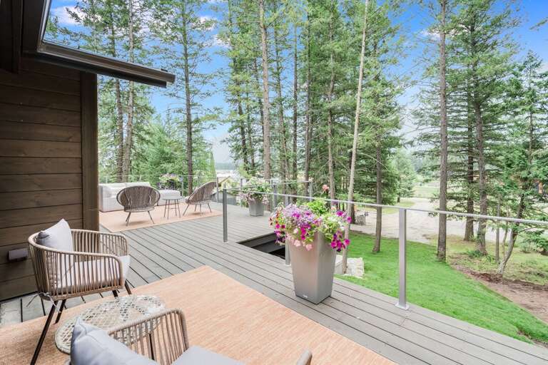 Upper Level Outdoor Space | Exterior Upper Level Outdoor Space | Exterior