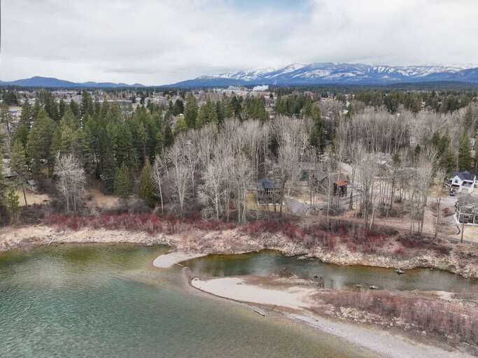 Flathead River | Exterior