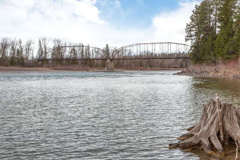Flathead River | Exterior