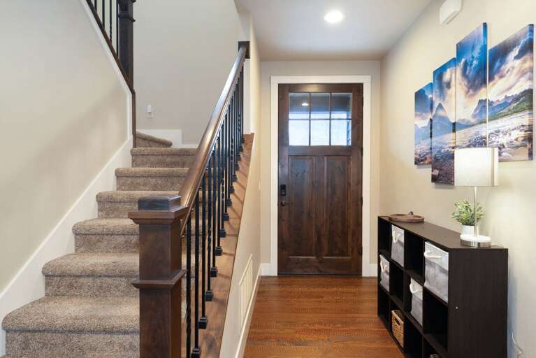 Front Entrance | Main Level